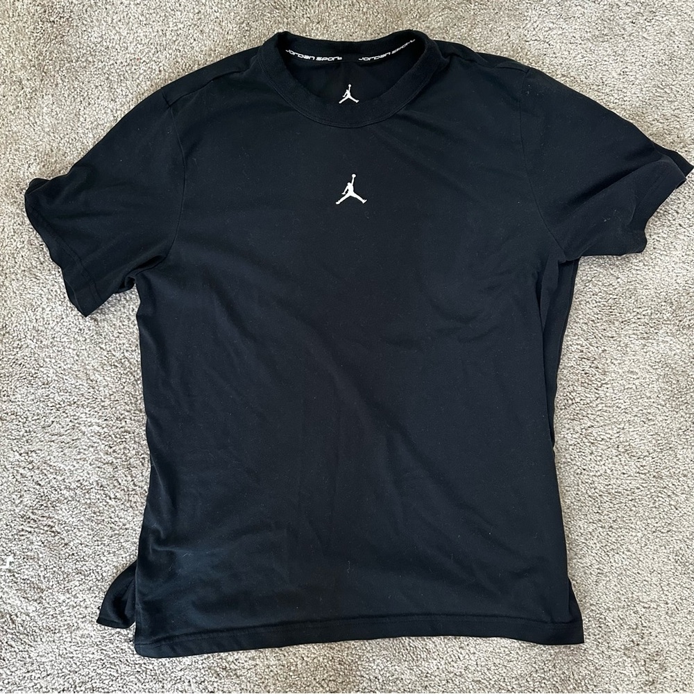 Jordan Sports Dri-Fit Men T-shirt Size L(size M)